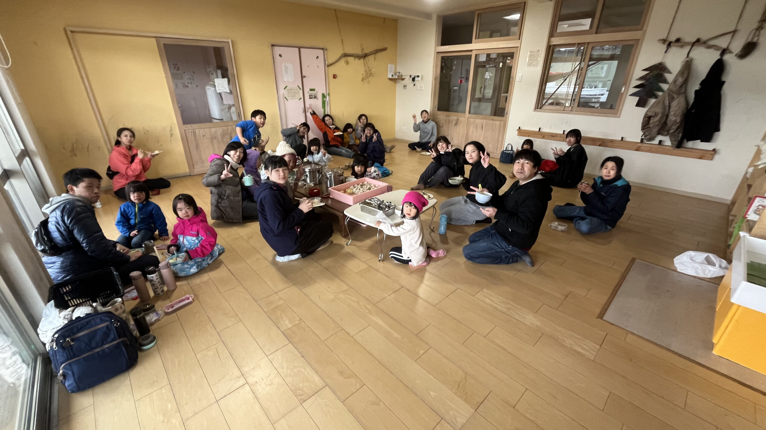 鳥取森のようちえん風りんりん・絶世の美室・スタッフ保護者子どもみんなで大掃除