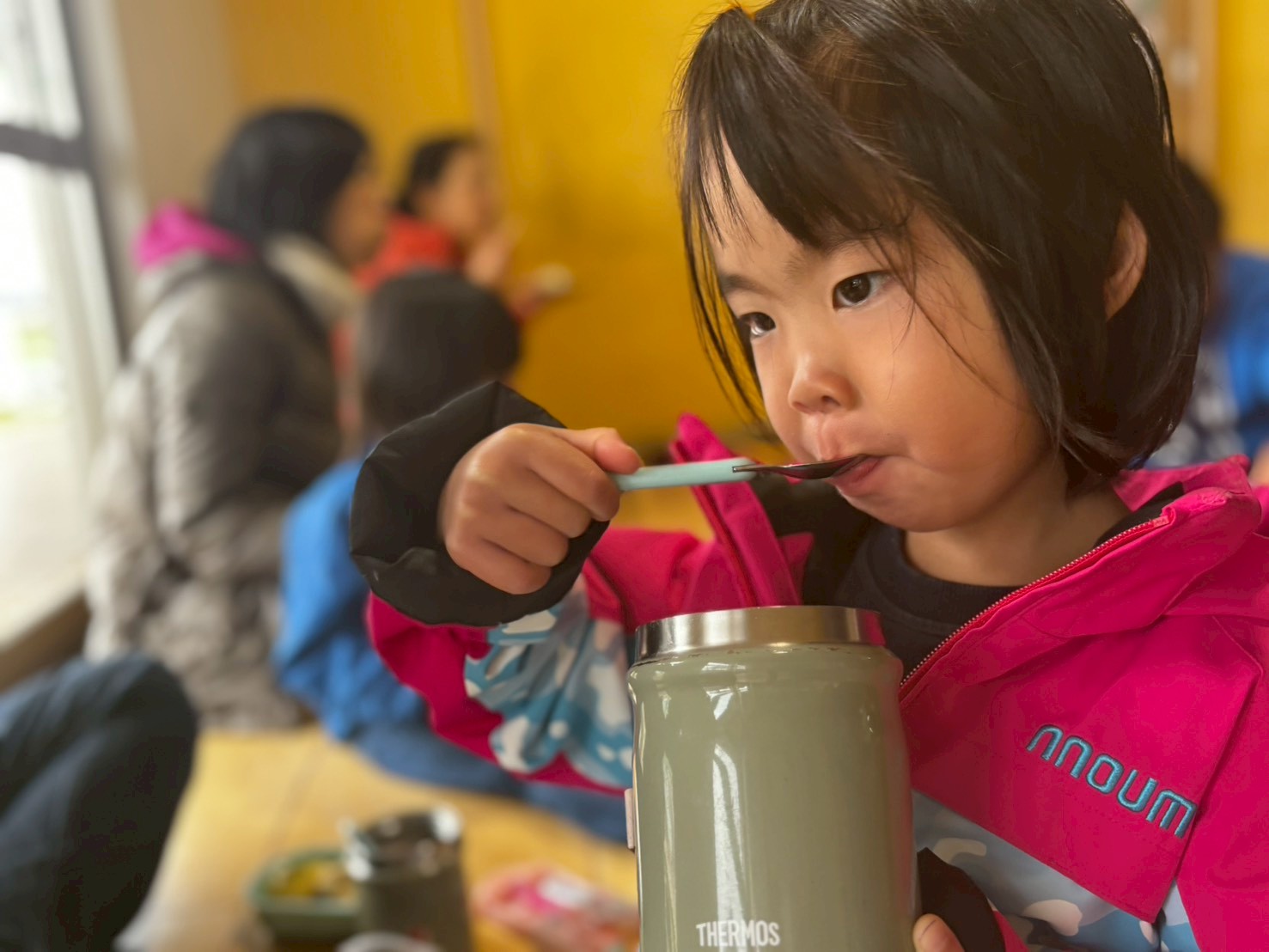 鳥取森のようちえん風りんりん・絶世の美室・スタッフ保護者子どもみんなで大掃除