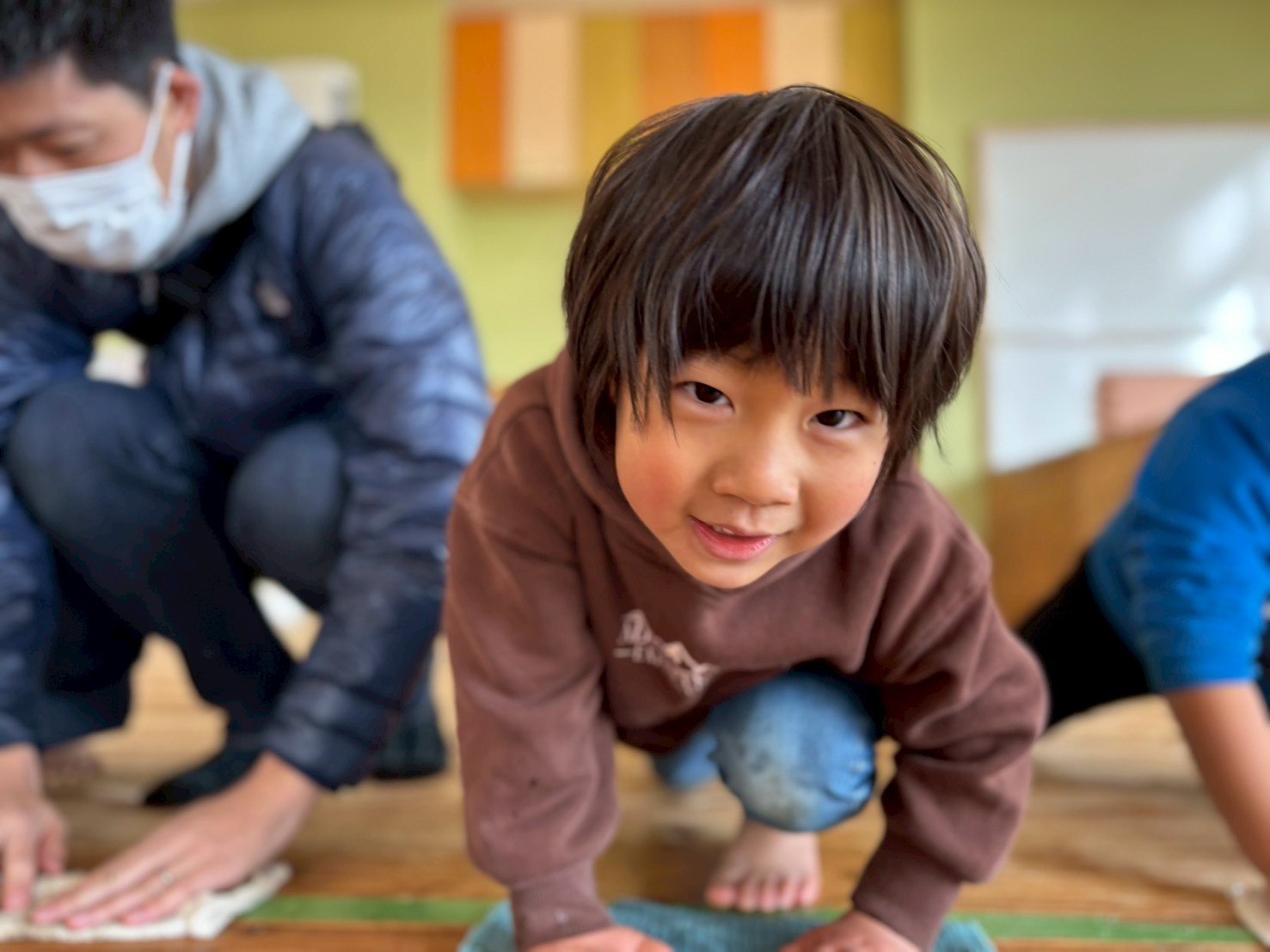 鳥取森のようちえん風りんりん・絶世の美室・スタッフ保護者子どもみんなで大掃除